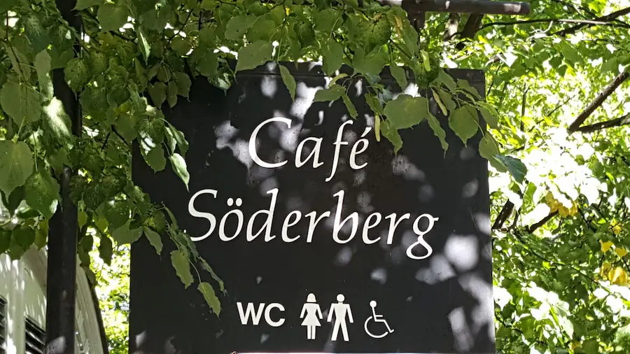 Skylten vid Café Söderberg i Kungsträdgården